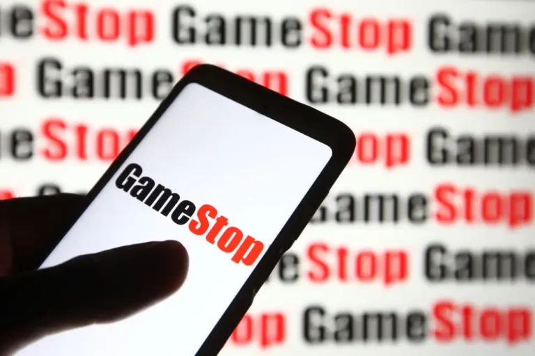 GameStop’s meme-stock run makes no sense — and GameStop may turn it into a $3 billion windfall