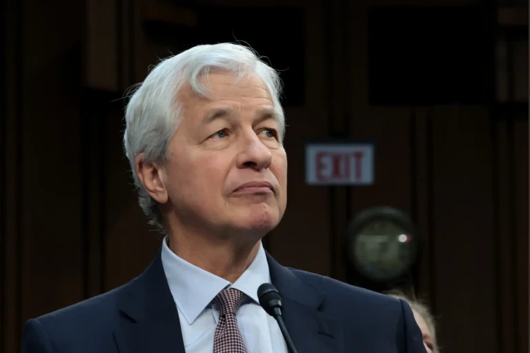 Read the email CEO Jamie Dimon sent to JPMorgan employees after the assassination attempt on Trump