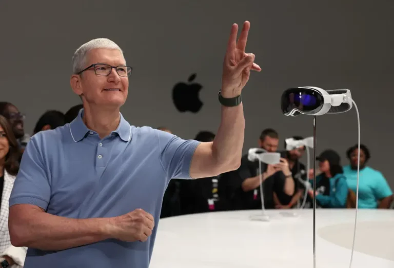 Why Apple’s Vision Pro is stuck in neutral