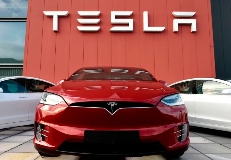 Gen Z isn’t impressed by Tesla cars. That should worry Elon Musk.