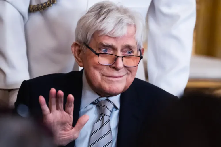 Phil Donahue, daytime-talk-show legend, dead at 88