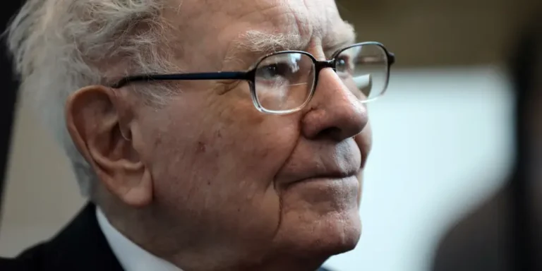 Warren Buffett is celebrating his 94th birthday. He hates getting older and sees his life as a snowball.