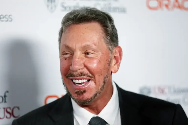 The 80-year-old billionaire Larry Ellison wins plaudits for looking 30 years younger, with the longevity fanatic Bryan Johnson weighing in