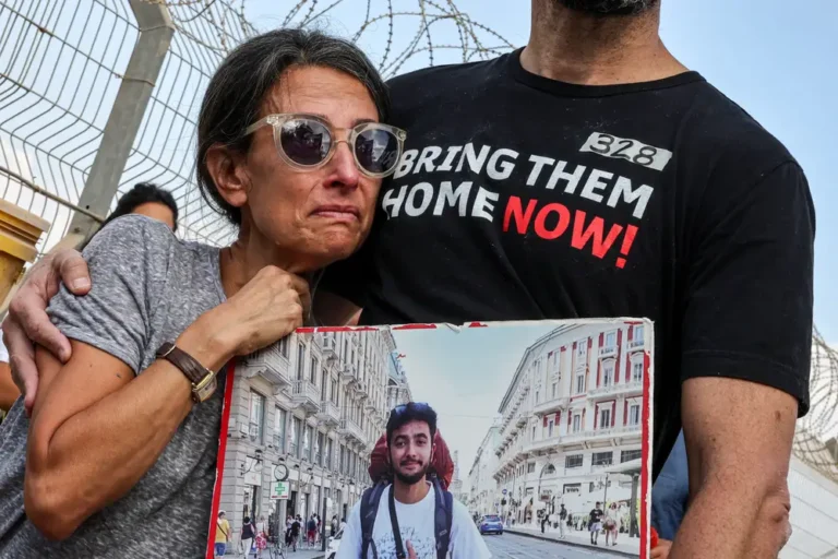 IDF recovers bodies of 6 hostages from Gaza tunnel, including a US citizen whose parents spoke at the DNC