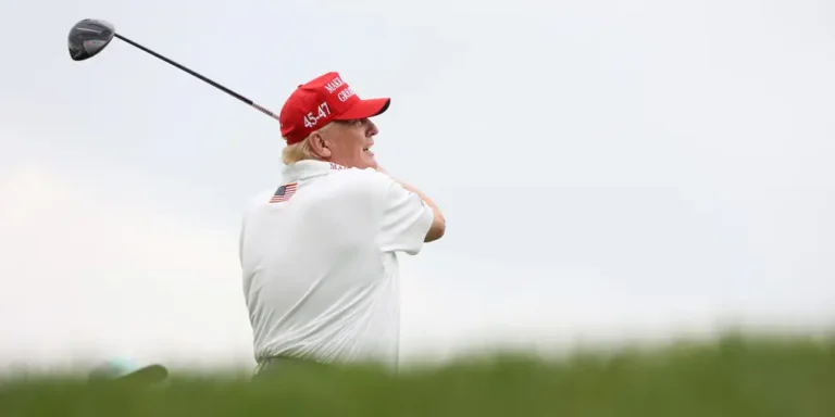 Trump is basically calling himself the Steph Curry of golf, sport experts say