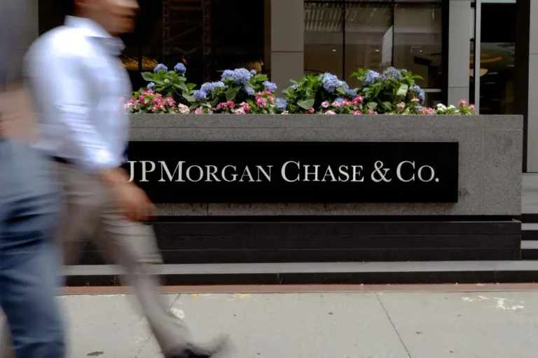 Here’s what we know about JPMorgan’s new junior-banker ‘wellness’ advocate