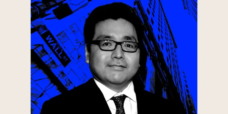 Investors should be hesitant to dive into stocks after the rate cut, with election uncertainty looming, Fundstrat’s Tom Lee says