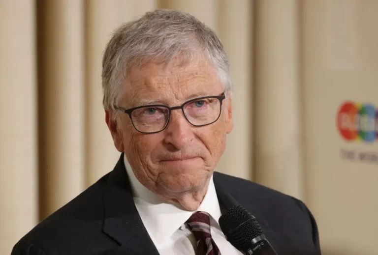 Bill Gates said if he were in charge of the US tax system he’d have paid ‘tens of billions’ more