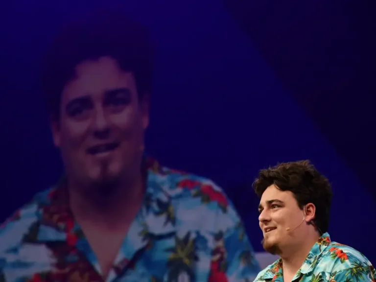 Billionaire Palmer Luckey takes a victory lap with return to headset world 8 years after getting fired from Facebook