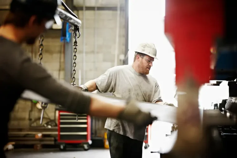 These 3 indicators are pointing to a healthy labor market similar to the pre-pandemic boom, according to Goldman Sachs