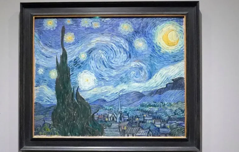 Van Gogh’s ‘Starry Night’ obeys a scientific law that was invented 52 years later. It reveals the painter’s keen observations of nature.