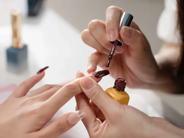 7 red flags to look out for when getting a manicure, according to salon owners