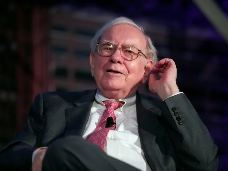 Warren Buffett’s company website looks like a relic from the 1990s — but that’s on purpose