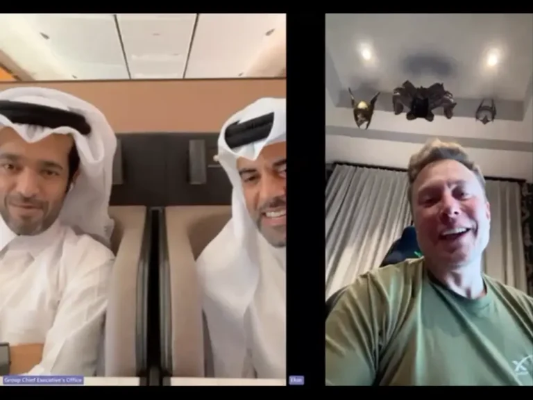 Elon Musk joined a video call at 38,000 feet to show off Qatar Airways’ new Starlink WiFi