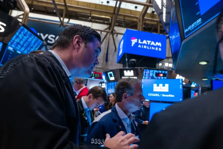 Stock market today: US stocks drop and bond yields climb as investors temper expectations for rate cuts