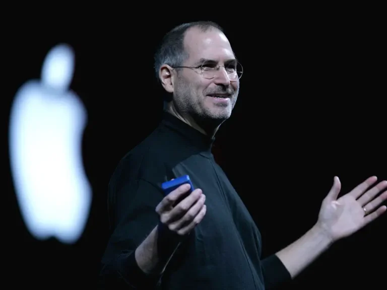 Steve Jobs once said what he really thinks about consultants — to a group of consultants