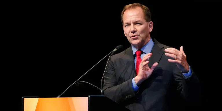 Legendary investor Paul Tudor Jones says he’s buying gold and bitcoin pre-election because inflation will rise under both Trump and Harris