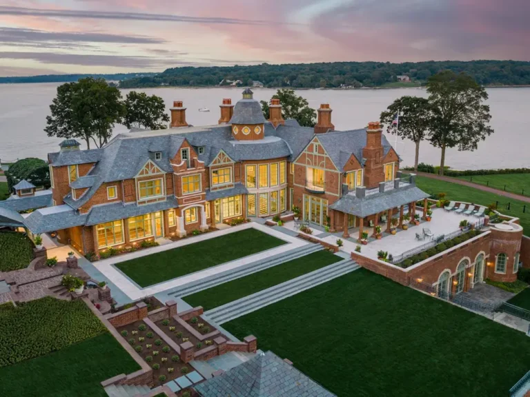 Billy Joel first saw his New York estate while farming oysters as a teenager. He’s now selling it for over $49 million.