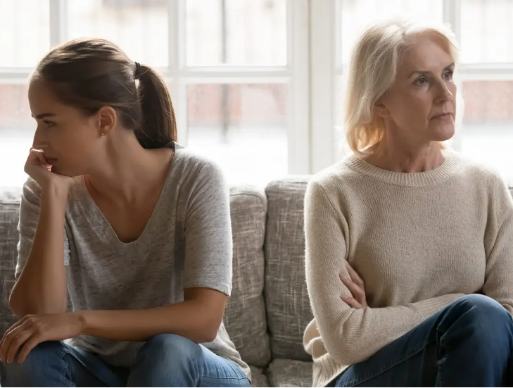 5 signs it could be time to lower your contact with a parent