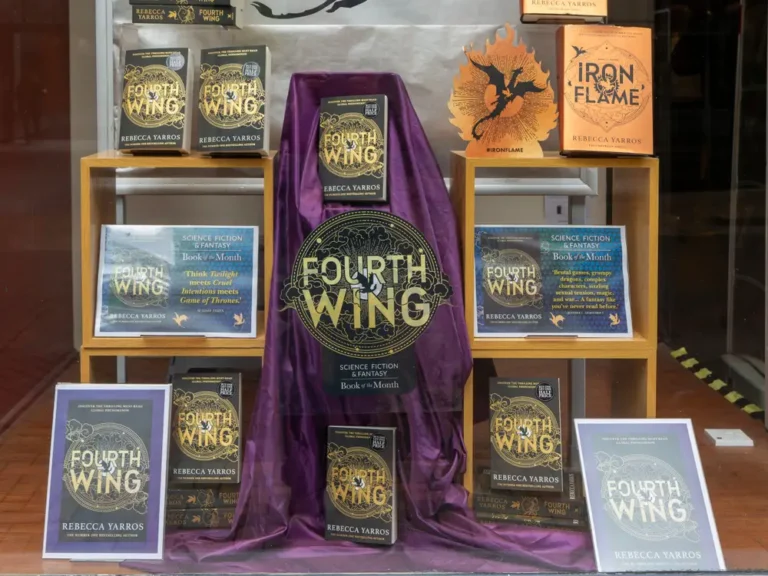 Everything we know about the third ‘Fourth Wing’ book, ‘Onyx Storm’