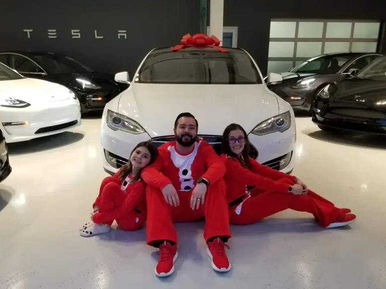 I got a job at Tesla for $19 an hour and quickly became a true believer. I don’t regret buying into the die-hard culture, but it’s not for the faint of heart.