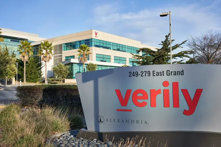 Verily has a December deadline to cut important ties with Google, leaked documents show