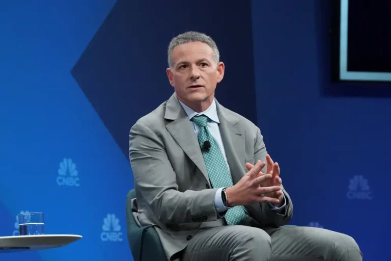 ‘The most expensive market of all time’: Billionaire investor David Einhorn says it’s probably not the best time to buy — but shares 2 stocks he’s betting on