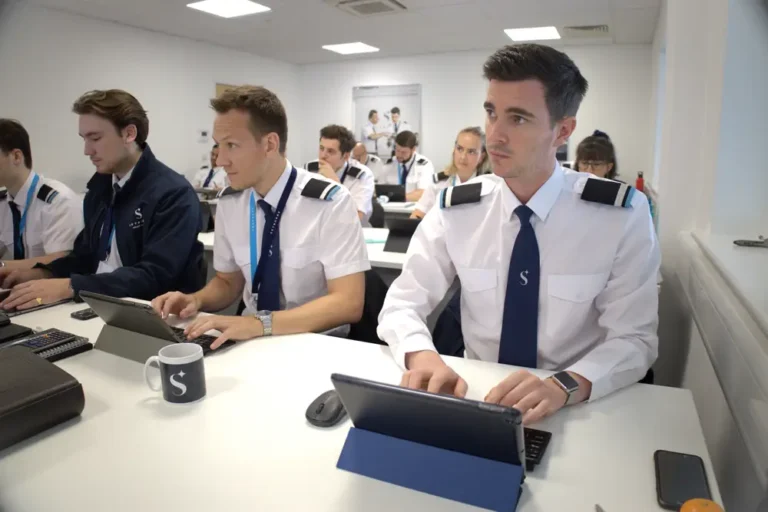 Meet the trainees paying $136,000 to become the next generation of airline pilots