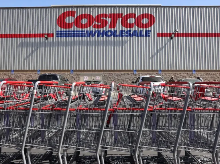 I’ve worked at Costco for over 19 years. Here are my 7 best tips for shopping there.