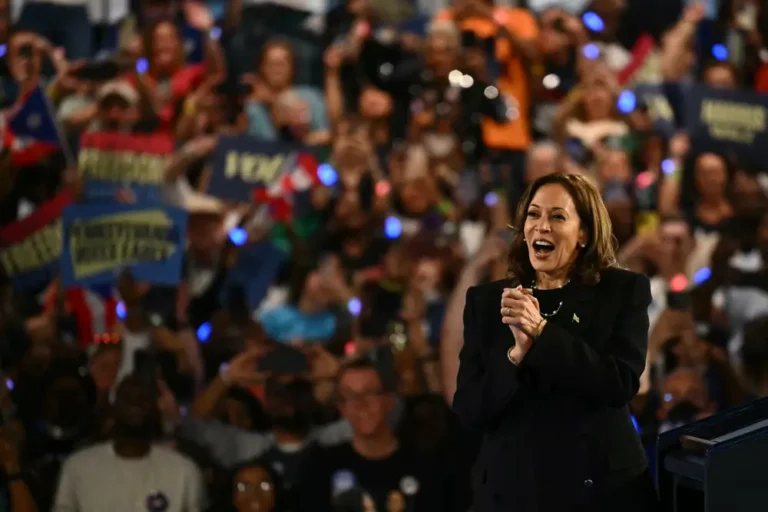 Kamala Harris’ new lead in top Iowa poll could bode well for her in some key swing states