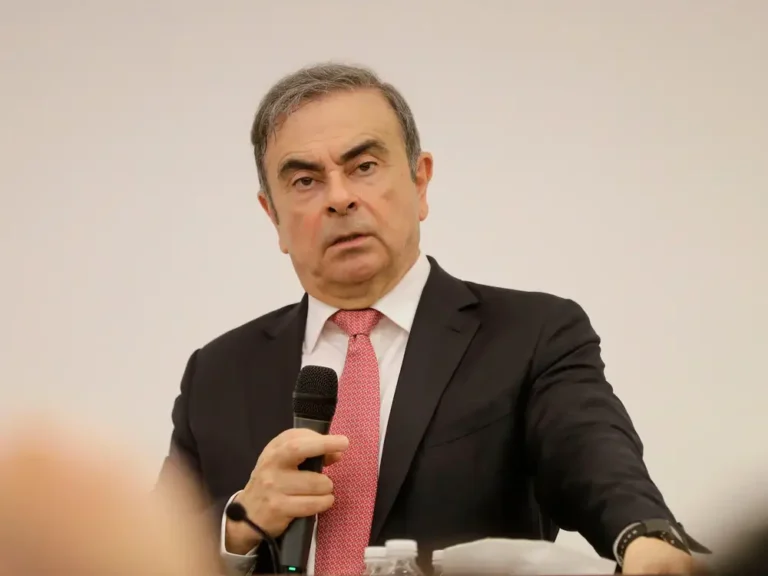 Former Nissan CEO Carlos Ghosn calls the Nissan-Honda merger plan a ‘desperate move’