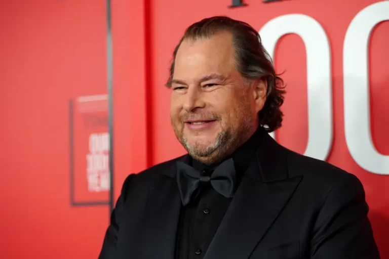 Marc Benioff ruptured his Achilles tendon. He doesn’t give a ‘Fakarava’ as Agentforce hope sends Salesforce stock to record.