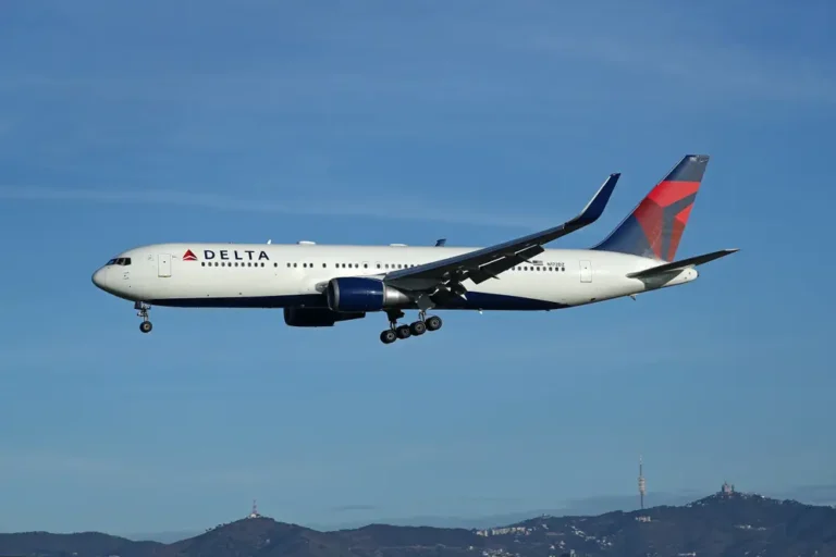 It happened again: Delta passengers endured a 5-hour flight to nowhere, ending up back at JFK