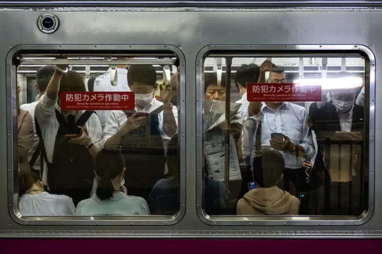 Japan Airlines doesn’t want you to take your luggage on the train when you visit Tokyo