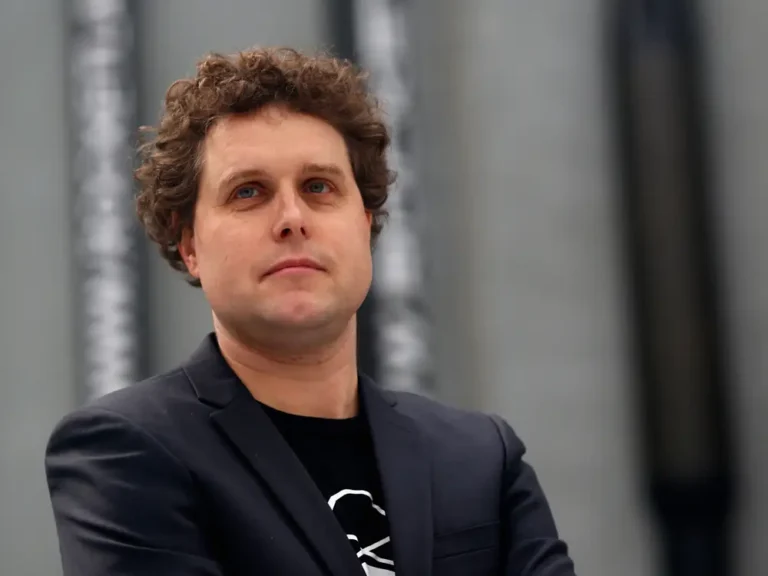 Rocket Lab’s CEO says being paranoid at work is his superpower — but it can come at a huge cost