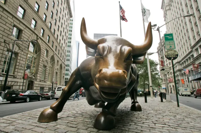 ‘Too many charged-up bulls’: These 4 indicators could signal a stock-market pullback early next year