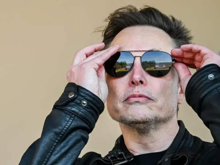 Here’s what some of the world’s most powerful people have to say about Elon Musk