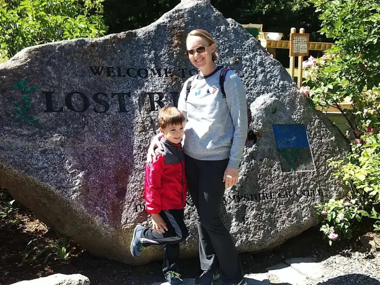 My first big vacation with my son turned into a nightmare when we had 2 flights canceled. It’s now one of my favorite memories as a single mom.