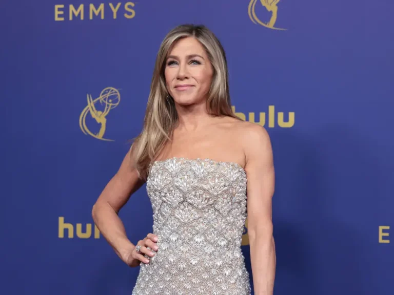 Jennifer Aniston, 55, says she keeps her diet in check with the ’80/20′ rule