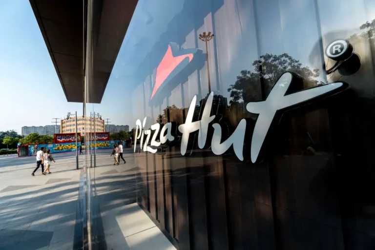 Pizza Hut is winning big in China by betting on $7 pizzas