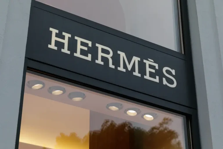 Hermès will give staffers a $4,700 bonus as sales and revenue jump