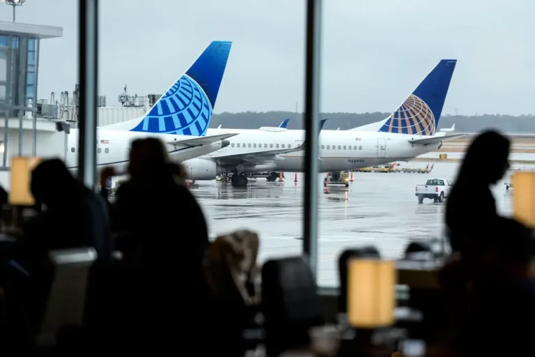 A United Airlines passenger says a pilot forced him from an airplane bathroom for taking too long. Now he’s suing.
