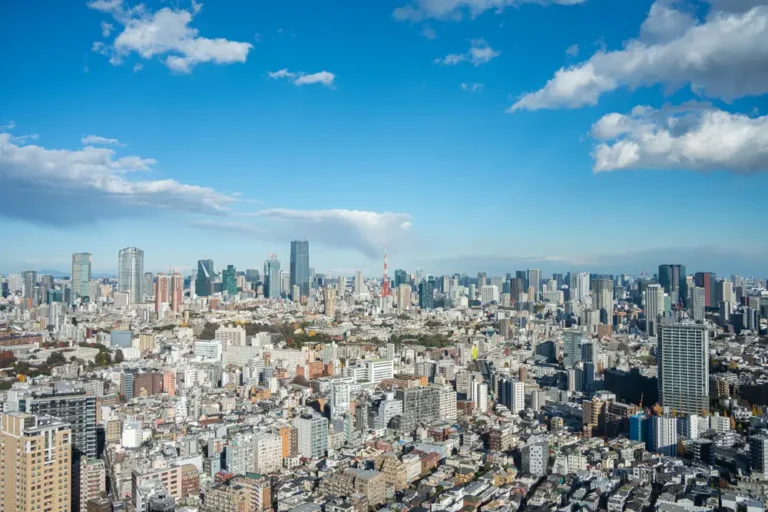 I moved to Japan 3 years ago for a corporate job. The country’s work culture and office quirks still surprise me.