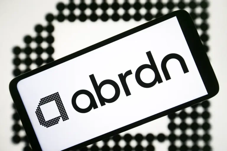 Aberdeen restores the ‘e’s after admitting ‘abrdn’ rebrand wasn’t that clvr