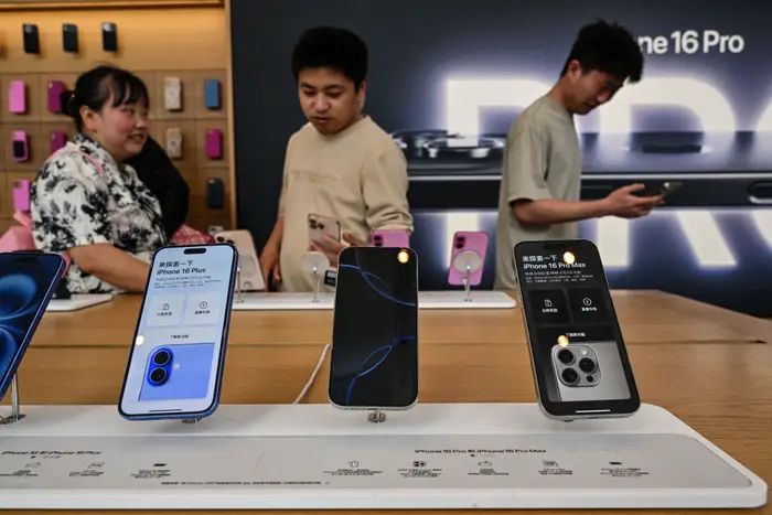 Apple’s iPhone is losing ground in China while local rivals surge