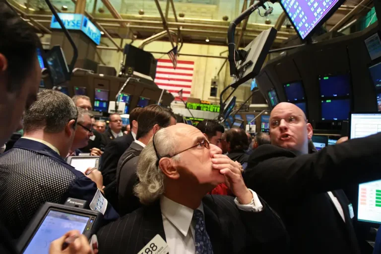JPMorgan analysts say recession risk increased to 60% since Trump announced tariffs: ‘There will be blood’