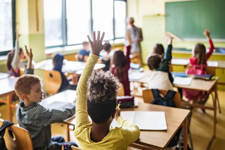 Education, job, and marriage before babies: The 4-step ‘success sequence’ that could come to some states’ schools