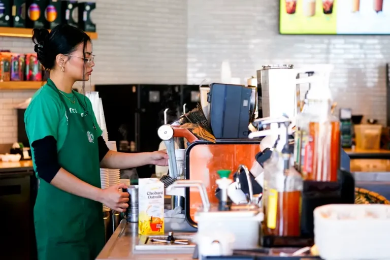 The latest change you’ll see at Starbucks: a new barista dress code