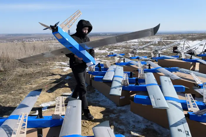 Soldiers in Ukraine panic and jam everything when they can’t tell friendly and enemy drones apart, a drone operator says