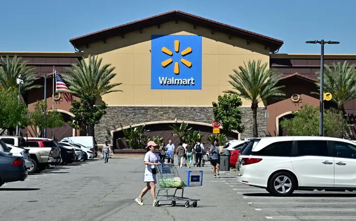 Walmart is once again America’s grocery king, but rival Costco is rapidly gaining ground